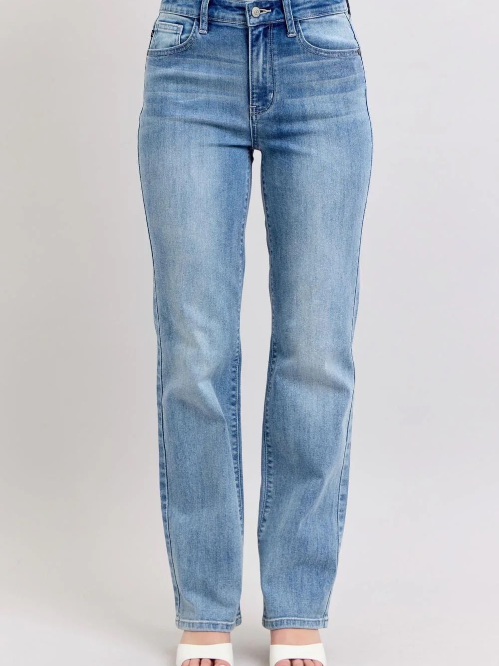 Judy Blue Light Wash Straight Leg Jeans